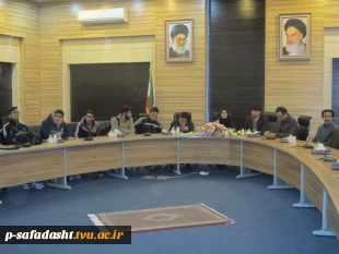 برگزاری جلسه توجیهی دانشجویان جدیدالورود آموزشکده  18