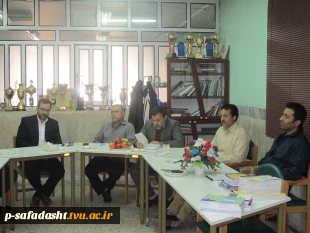 جلسه شورای اداری و آموزشی 4