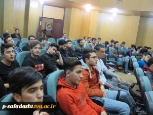 مراسم توجیهی دانشجویان جدیدالورود
آموزشکده 
 5
