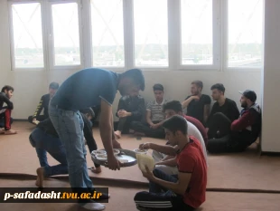 برگزاری مراسم پرفیض زیارت عاشورا در خوابگاه دانشجویی
 3