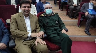 دکتر خسرویان در گردهمایی فرماندهان بسیج اساتید دانشگاه فنی و حرفه‌ای:
شهیدان چمران و طهرانی‌مقدم انسان تراز انقلاب اسلامی هستند 6