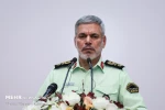 فرمانده قرارگاه اربعین فراجا گفت: افرادی که برگ گذر ویژه اربعین دریافت می کنند فقط تا روز اربعین مهلت دارند از کشور خارج شوند و بعد از این تاریخ اجازه خروج ندارند 2