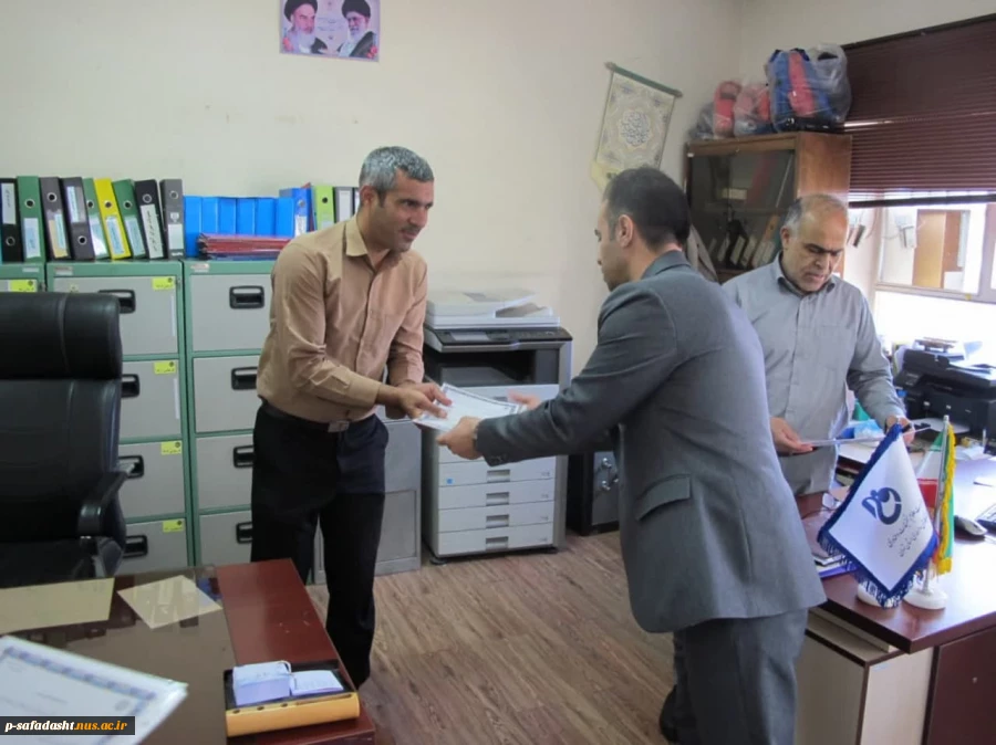 دیدار نوروزی سرپرست آموزشکده ملی مهارت تربیت بدنی صفادشت با کارکنان 4